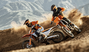 KTM Components chassi e escapamentos para motocicletas de alto desempenho.